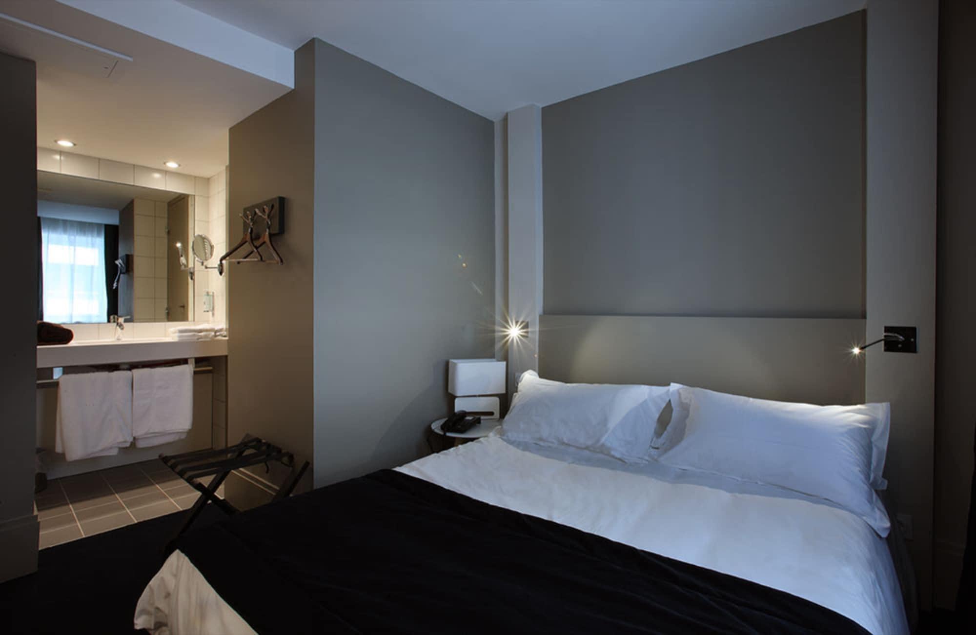 Hotel Le Cinq Hyper - Centre Chambéry Rum bild