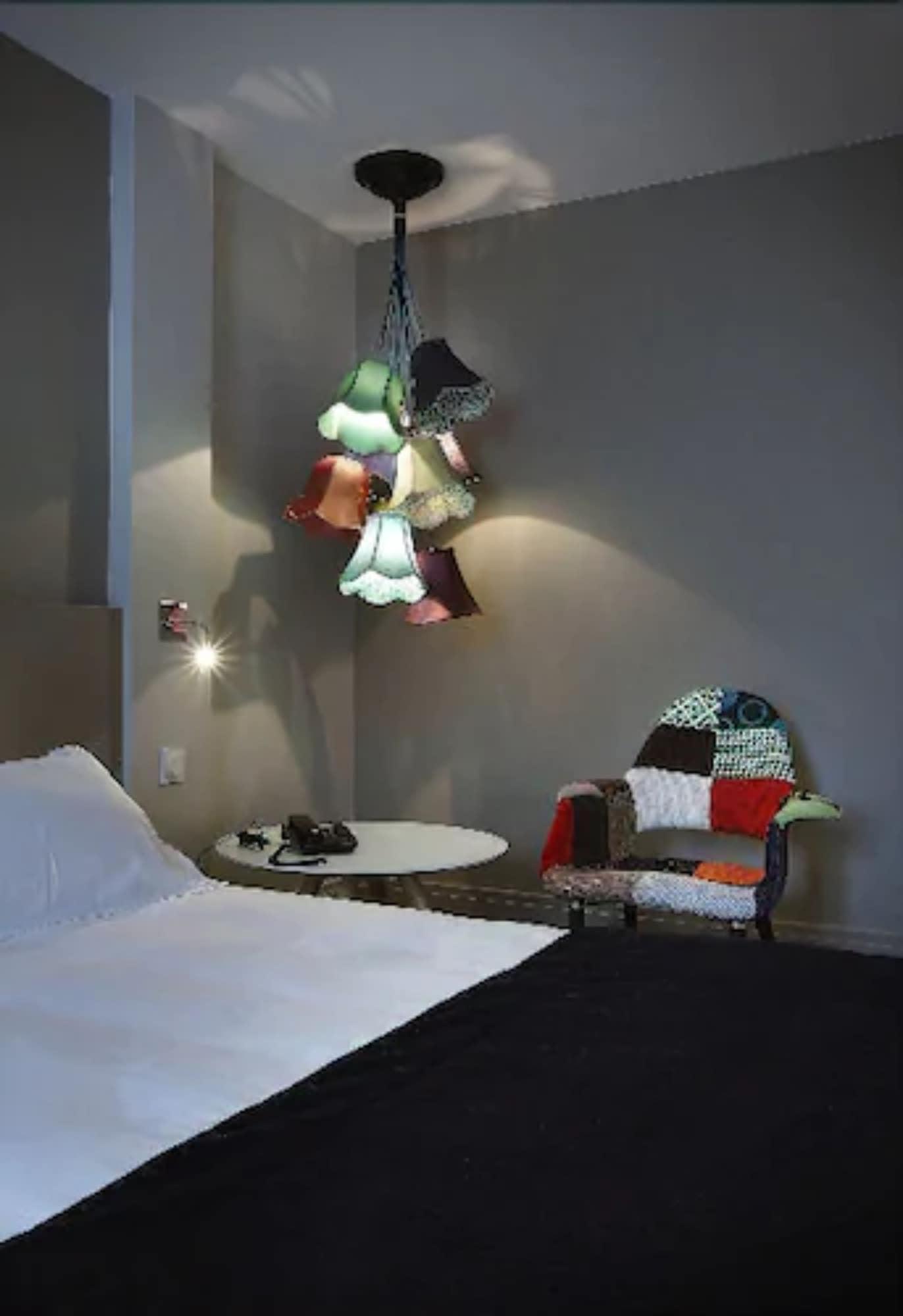 Hotel Le Cinq Hyper - Centre Chambéry Exteriör bild