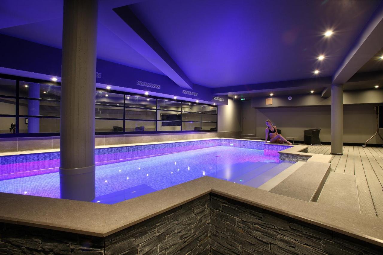 Hotel Le Cinq Hyper - Centre Chambéry Exteriör bild